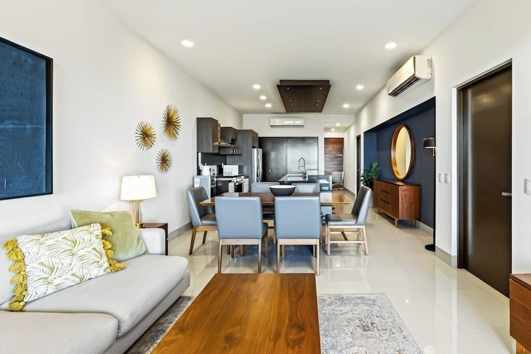 Living area 4, Modern Apartment With Ocean View, Pool, Patio, Tennis & Gym, La Paz
