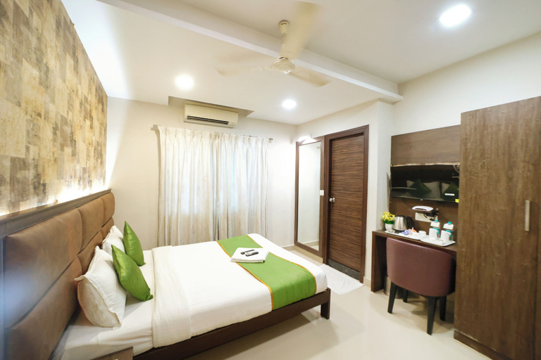 Bedroom 3, Pine Tree Signature, Chennai