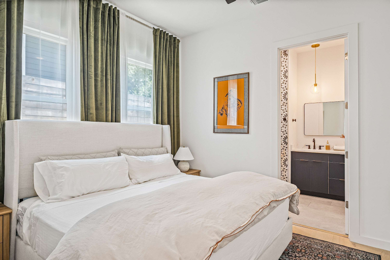 Room 4, Stylish South Austin Getaway With Yard, Travis