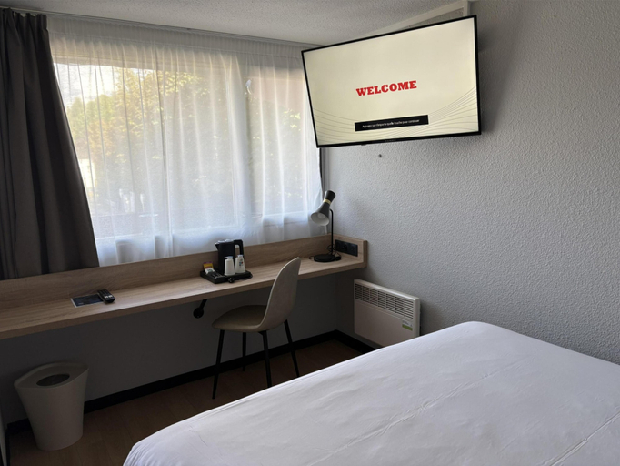 Bedroom 4, Campanile NATURE - Rouen Nord Mont Saint Aignan, Seine-Maritime