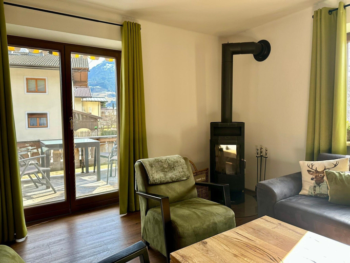 Bedroom 2, Chalet With Mountain View, Zell am See