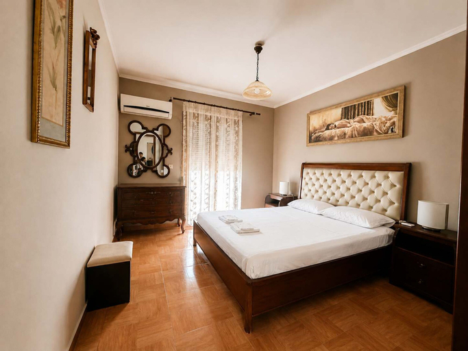 Room 2, Sunny Retreat - Kefalos Stay With Patio Parking, South Aegean