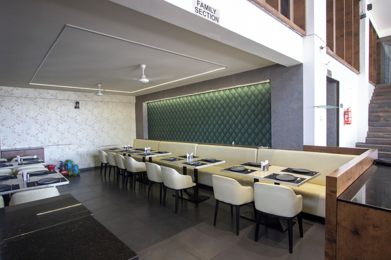 Food & Drinks 5, Monarch Express, Pune