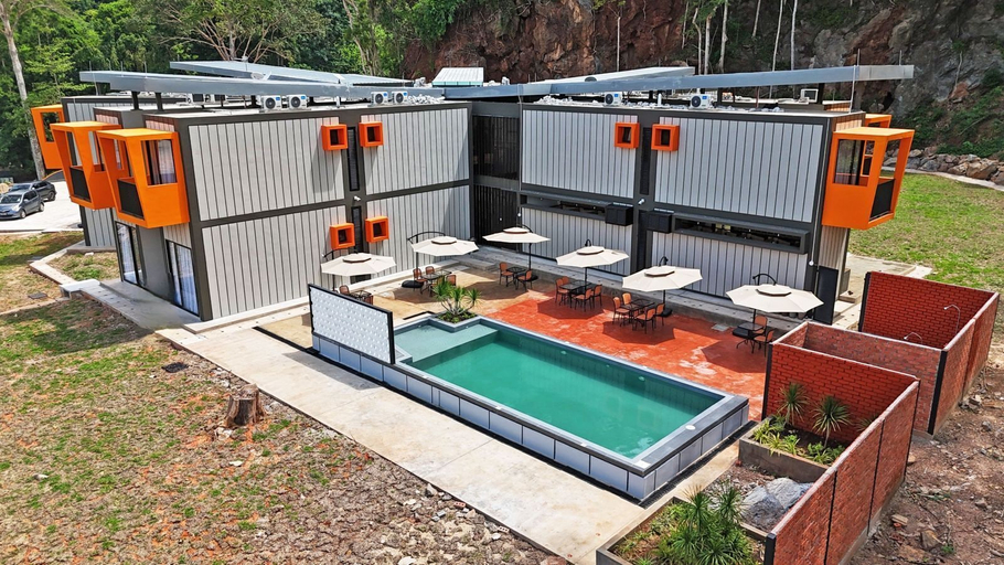 Outdoor pool, ClubRock Perlis Signature Hotel, Perlis