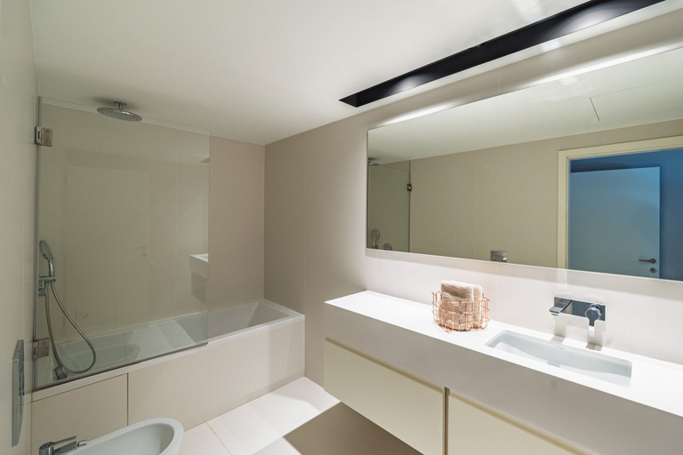 Room 4, Z - Market Residence 3D, Porto