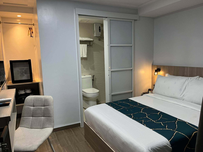 Room 5, Kuadro Hotel & Suites, Moalboal