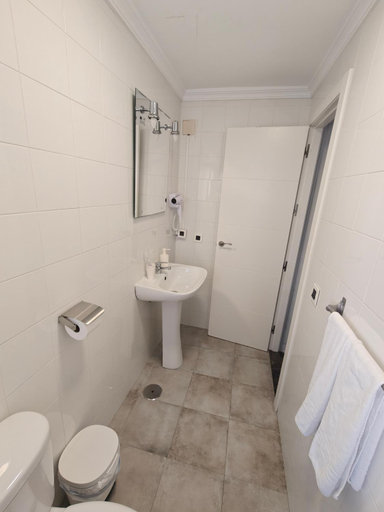 Bathroom 4, AYAMONTE ROOMS 43, Huelva