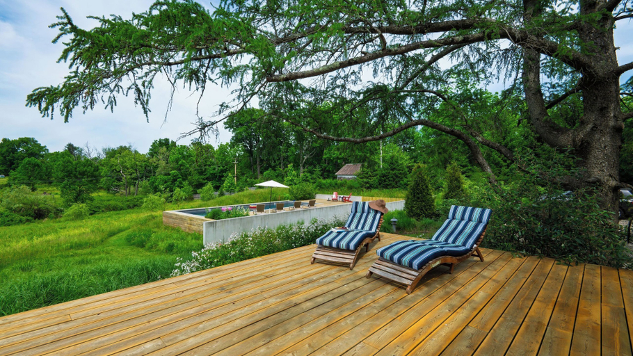 Interior 3, River View by Avantstay Pool + Deck Dining + BBQ Kayaks + EV Charger Catskills View, Montgomery
