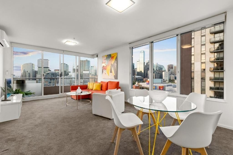 Living area 2, Exclusive Stays - Rivergarden, Melbourne