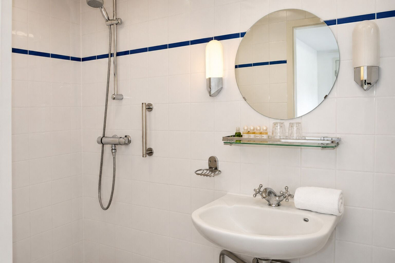 Bathroom 3, Hotel Keizershof, Amsterdam