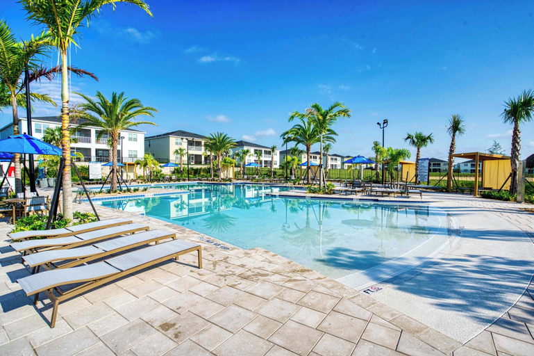 Others 2, Contemporary Home w/ Private Pool& Spa!, Osceola