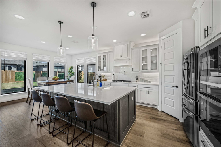 Room 3, Modern Home w Outdoor Entertaining Space, Travis