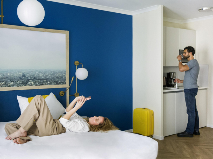Bedroom 3, Aparthotel Adagio Paris Porte de Versailles, Hauts-de-Seine