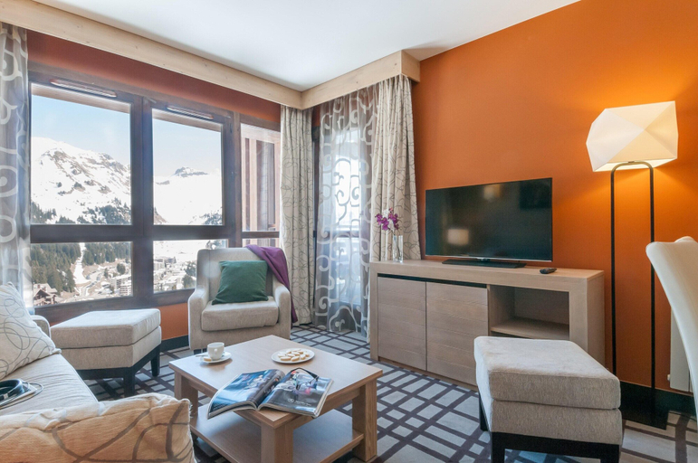 Living room 3, Apartment Near Ski Resort, Haute-Savoie