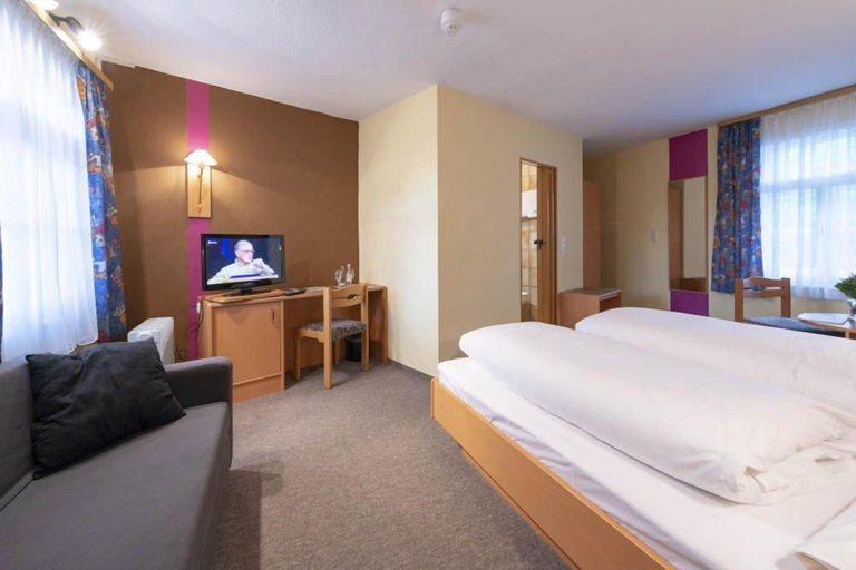 Bedroom 3, Hotel Cafe Lieb, Bamberg