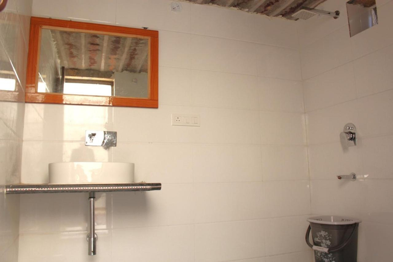 Bathroom 3, Hotel Golden Safari, Jaisalmer