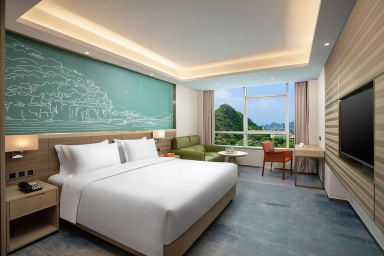 Bedroom 2, Ramada by Wyndham Guilin Hi-Tech Zone, Guilin