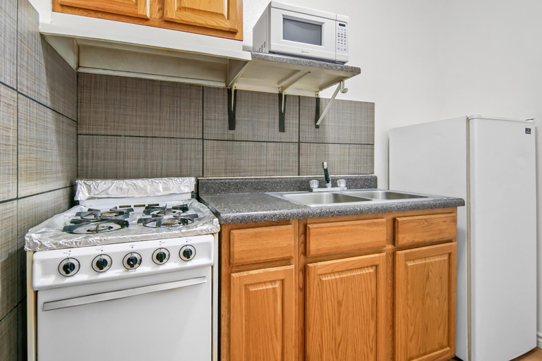 Others 5, Americas Best Value Inn Weatherford, TX, Parker