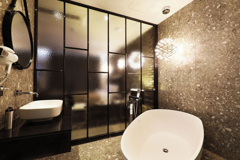 Bathroom 3, Cheonan LaTree Hotel, Cheonan