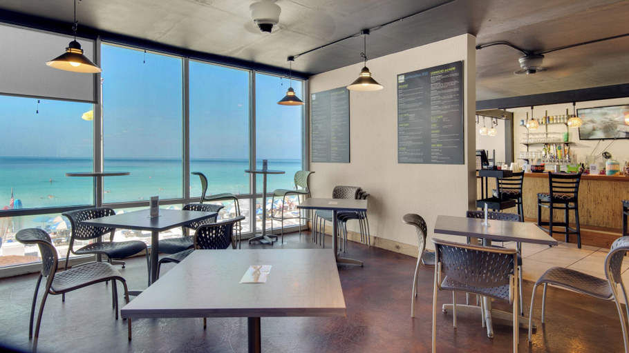 Food & Drinks 5, Tidewater, Bay