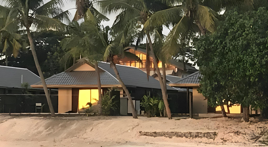 Exterior & Views 1, First Landing Beach Resort and Villas, Ba