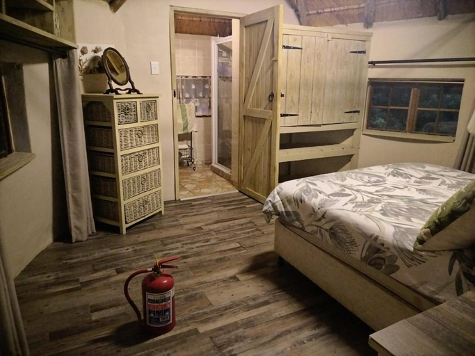 Bedroom, Anchors Aweigh, Ugu