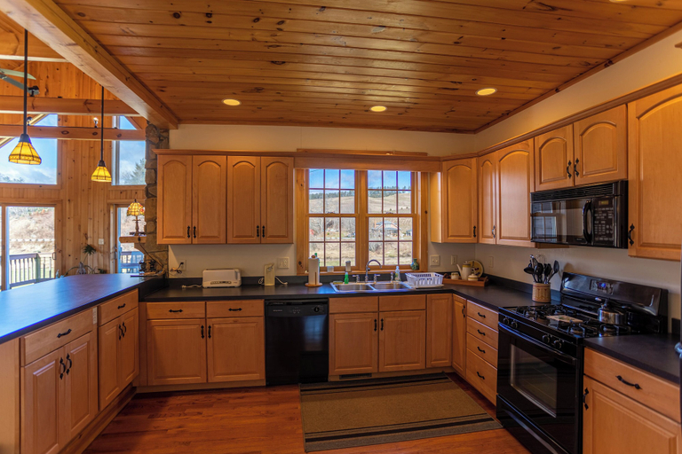 Interior 3, River House at Meadow Landing, Ashe