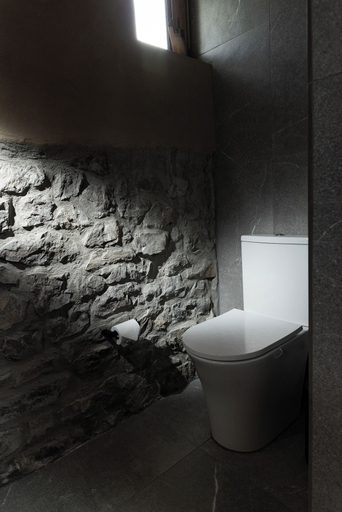 Bathroom 4, petrastero mountain Retreat-Agrafa, Central Greece