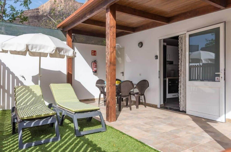 Outdoor dining 3, Country House Near Fataga & Maspalomas, Las Palmas