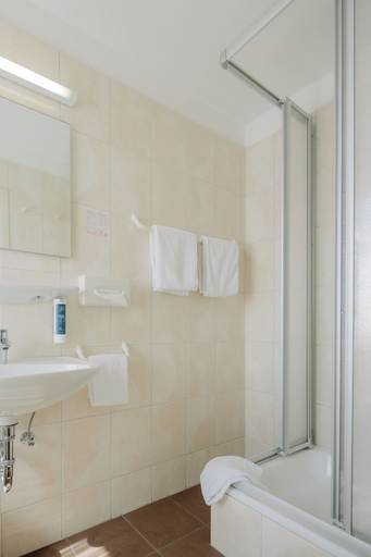 Bathroom 5, Parkhotel Lingen by Hackmann, Emsland