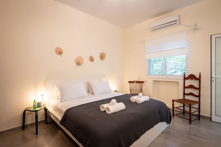 Bedroom 2, Eclectic Rabin Square Apt by Sea N' Rent