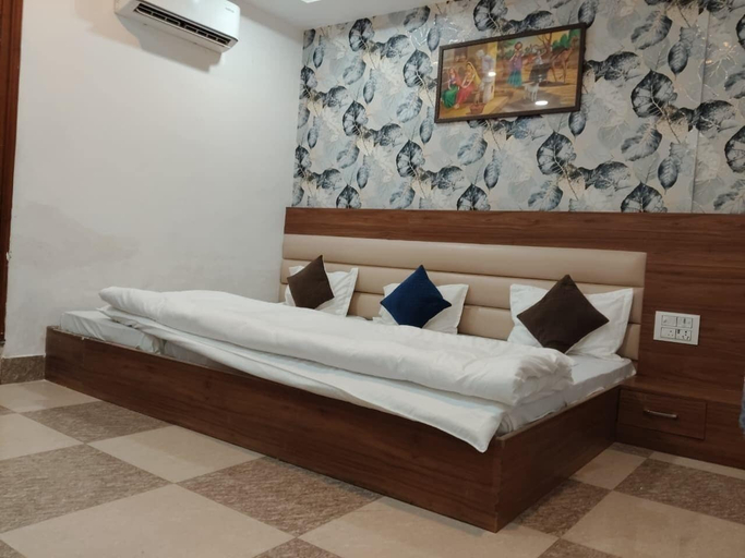 Room 5, Shree Ram Seva Bhakt Niwas, Faizabad