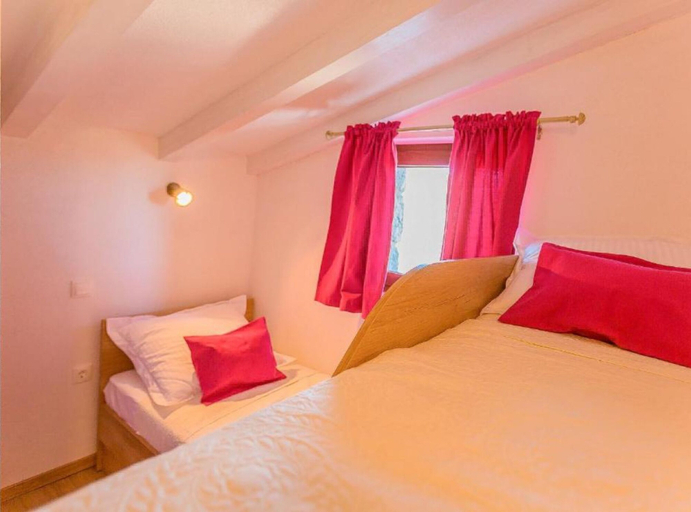 Room 2, Rustic Haven Villa, Vrgorac