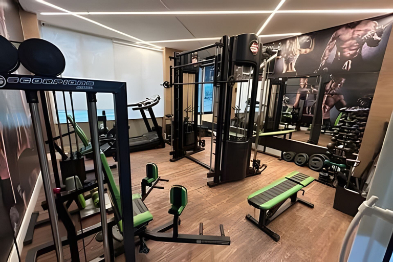 Fitness facility 5, Praia de camboinhas com piscina, Niterói