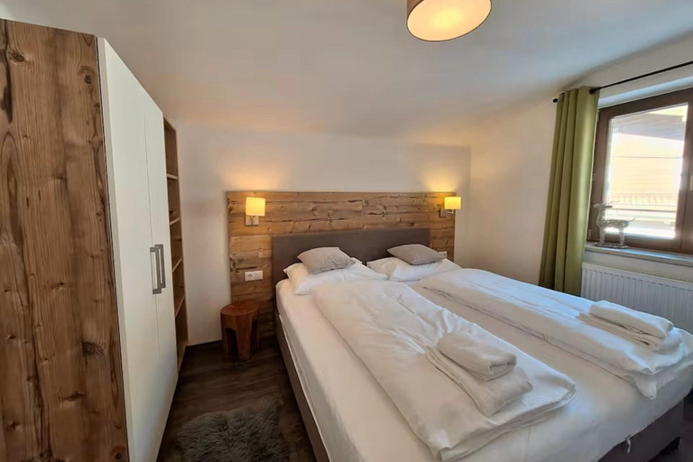 Bedroom 4, Chalet With Mountain View, Zell am See