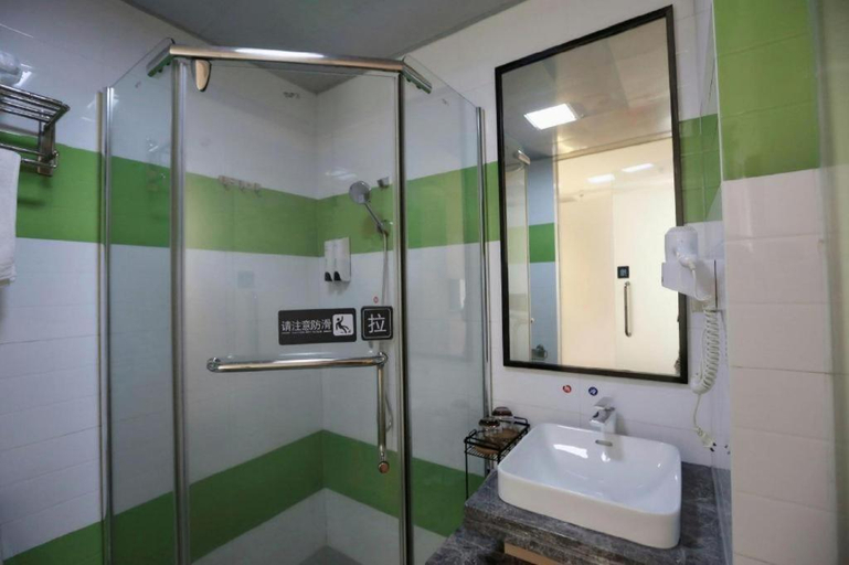 Bathroom 3, QianHai BAY BOUTIQUE HOTEL, Shenzhen