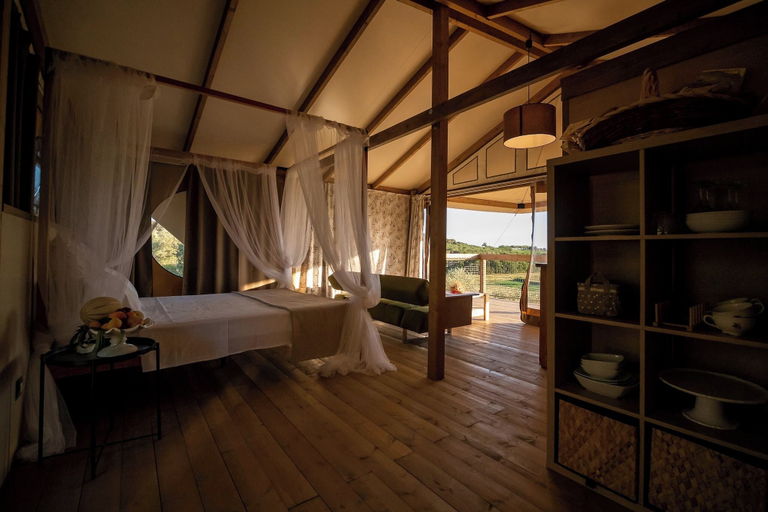 Bedroom 2, Glamping Podere San Jacopo, Grosseto