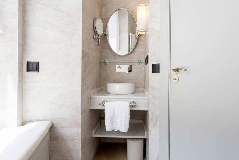 Bathroom 5, Exclusive Studio in Salamanca Isla de la Rua I, Salamanca