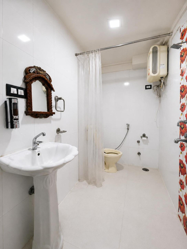 Bathroom 5, Whereabout, Udaipur