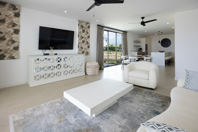 Living area, Lancaster Mews 1