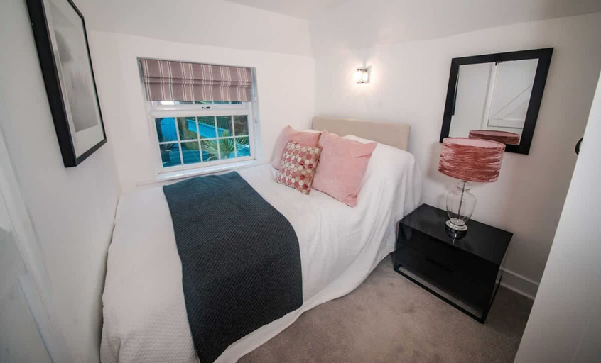 Bedroom 4, Anchor Cottage Beautiful Cottage Cowes Old Town, Isle of Wight
