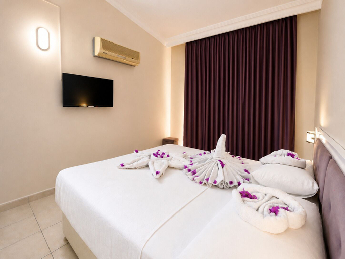 Bedroom 2, SAYGILI BEACH HOTEL, Manavgat