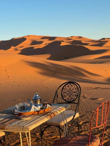 Outdoor dining, Moroccan Desert Camp, Errachidia