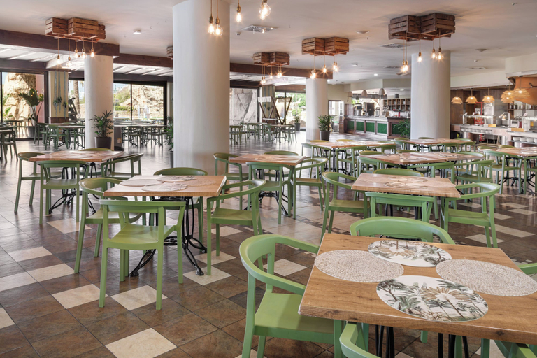 Food & Drinks 5, Holiday World Riwo, Affiliated by Meliá, Málaga
