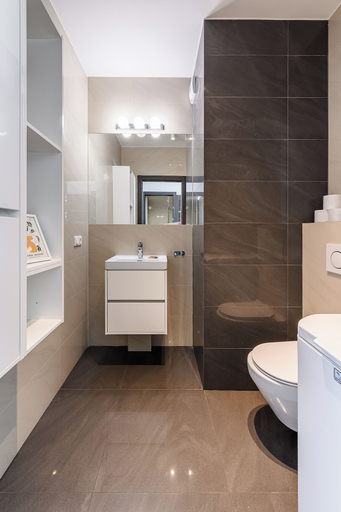 Bathroom 3, Ursus Habicha, Warsaw