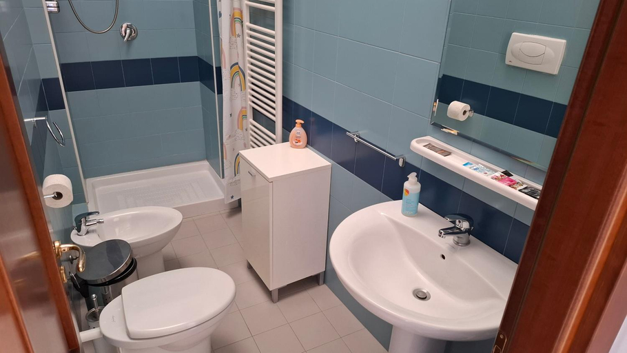 Shower 4, Ostello Novello, Lecce