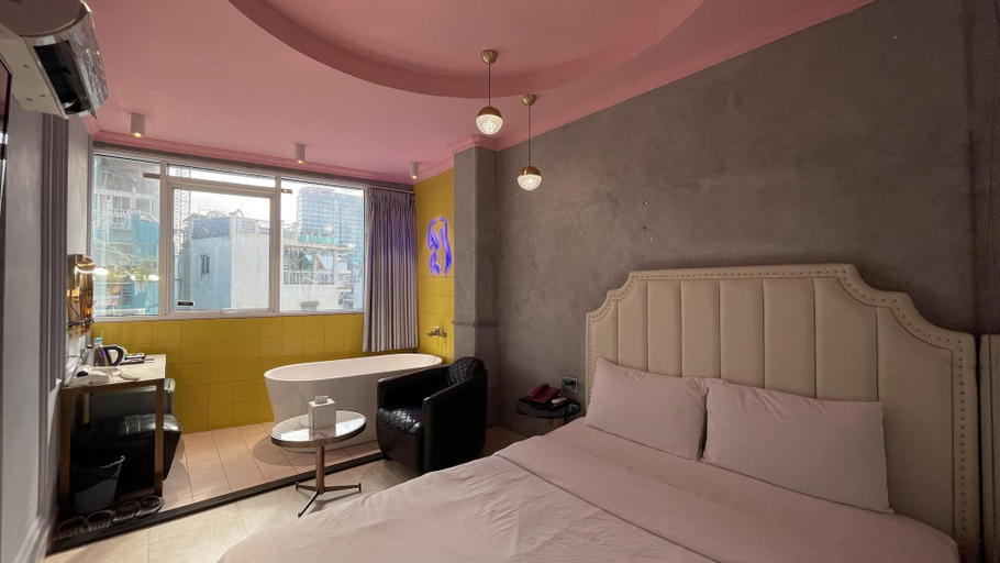 Bedroom 2, A IN HOTEL DEL LUNA, District 1