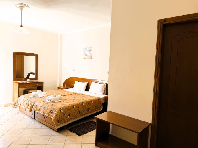 Bedroom 2, Celestine Apartment, Arillas, Korfu, Ionian Islands