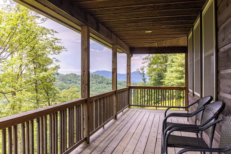 Interior 3, Skyland Cabin, Watauga