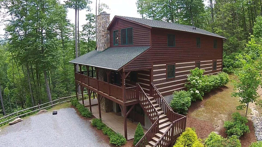 Interior 3, A Positive Outlook - 0 Mins to Asu, Hot Tub - Pool Table - Corner Jacuzzi, Watauga